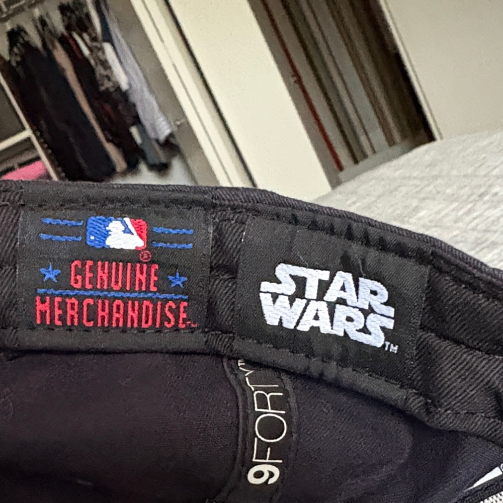 NY Yankees Kids Darth Vader Cap - Picture 2 of 4